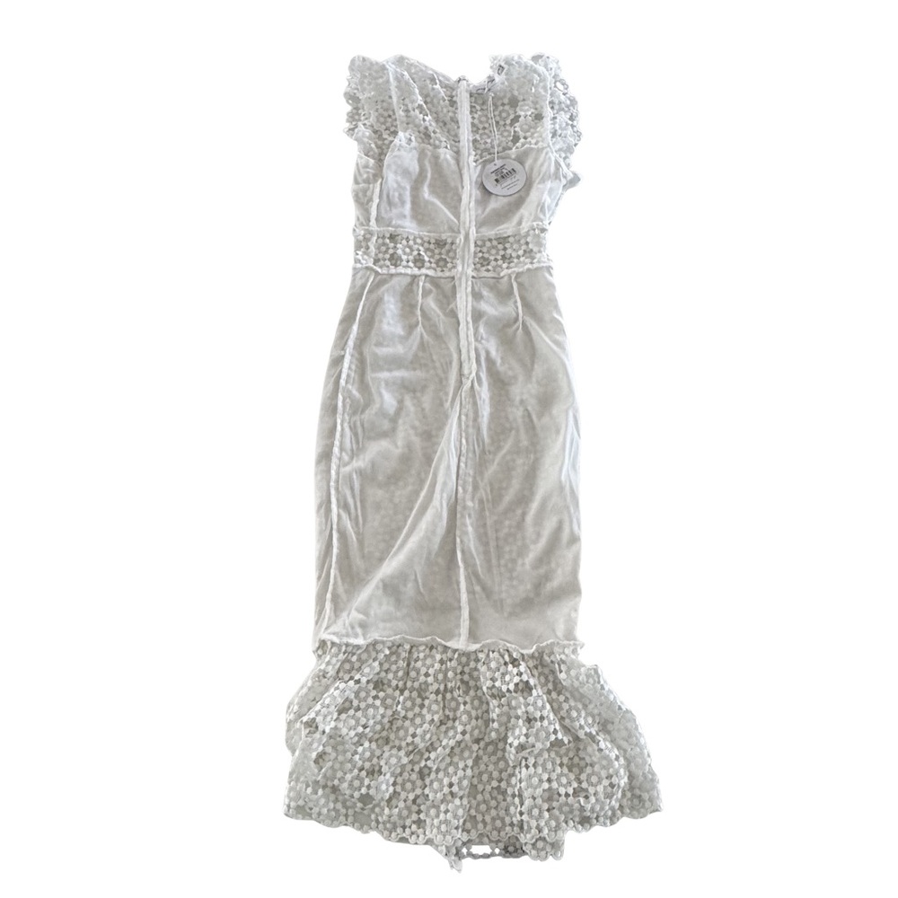 Petal + Pup Lauren Dress White Lace Midi Ruffle Hem Hidden Zip NWT US 6 AU 10 - Picture 6 of 10